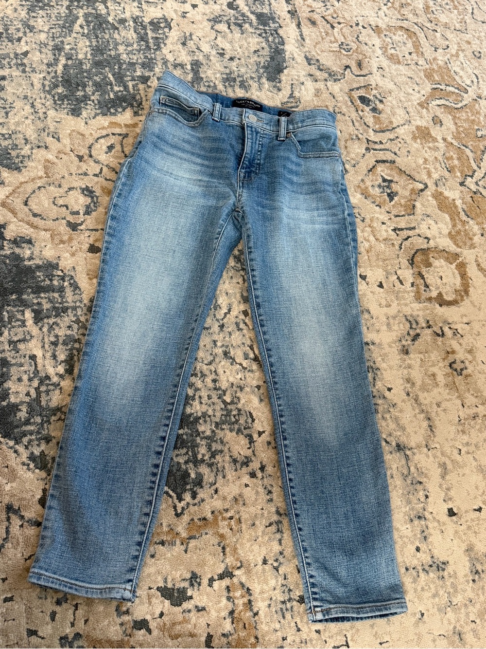 Lucky Brand Light Wash Mid Rise Ava Crop Jean